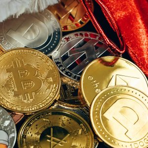 Top 10 Cryptocurrencies For Long-Term Investment